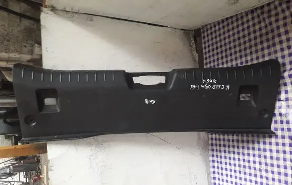 KIA Ceed Other trunk/boot trim element