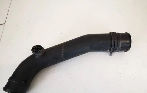 Intercooler hose/pipe