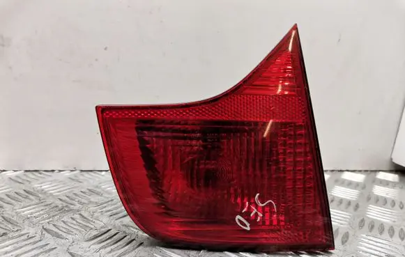 Audi A4 S4 B7 8E 8H Tailgate rear/tail lights 8E5945093A