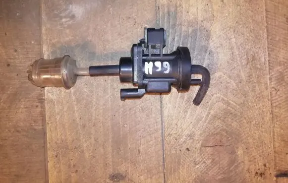 Valve vacuum