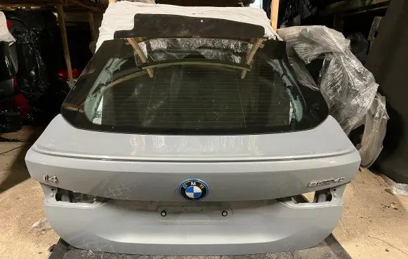 BMW i4 Tailgate/trunk/boot lid