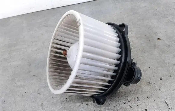 Hyundai Matrix Heater fan/blower F00S330025