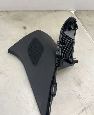 Audi Q3 8U (D)pillar trim (top) 8U0867245