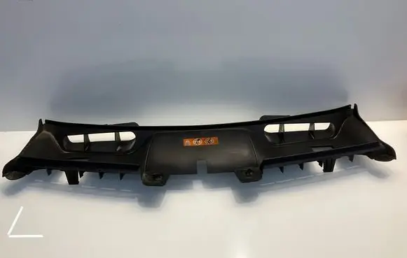 Mercedes-Benz GLK (X204) Air intake duct part A2045000555 2045000555