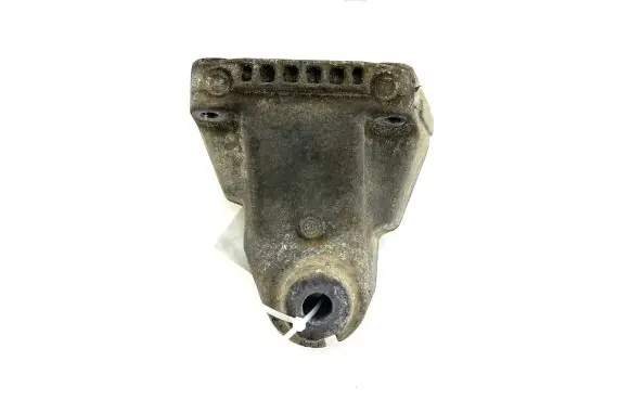Mercedes-Benz S W220 Engine mounting bracket 6282230104