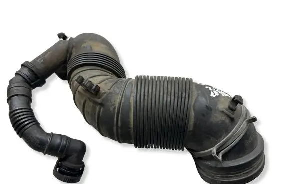 Volkswagen Golf Plus Turbo air intake inlet pipe/hose 3C0129654P 046194
