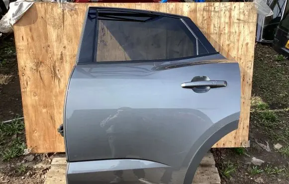 Jaguar E-Pace Rear door
