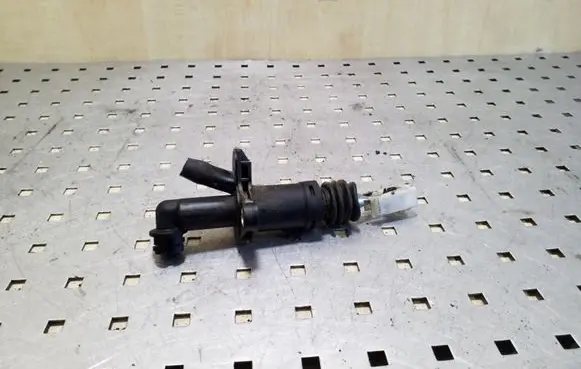Volkswagen Transporter - Caravelle T5 Clutch master cylinder 7H0721401A