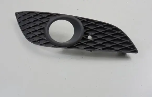Opel Astra H Front bumper lower grill 13225765