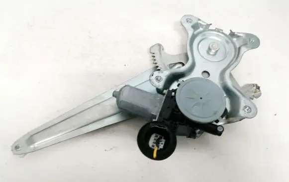 Toyota Urban Cruiser (XP110) Sliding door window regulator with motor 8571035180 85710-35180
