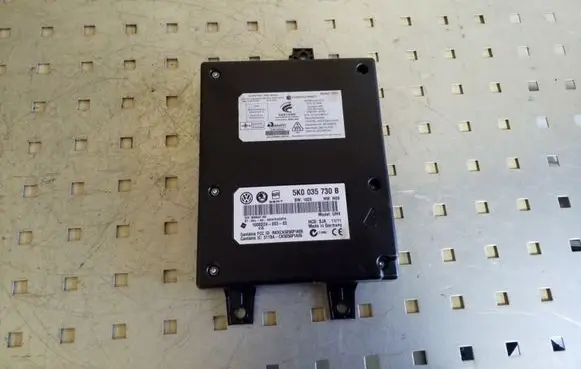 Volkswagen PASSAT B7 Bluetooth control unit module 5K0035730B