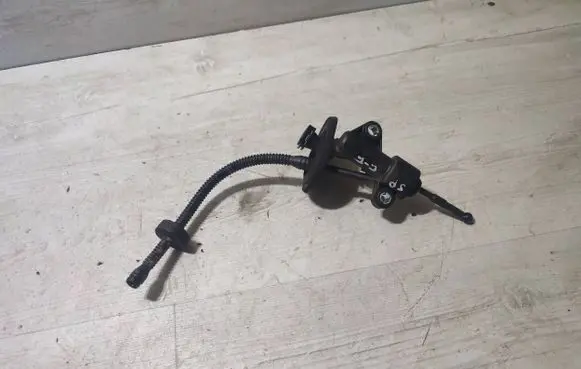 Opel Corsa E Clutch slave cylinder 55594516