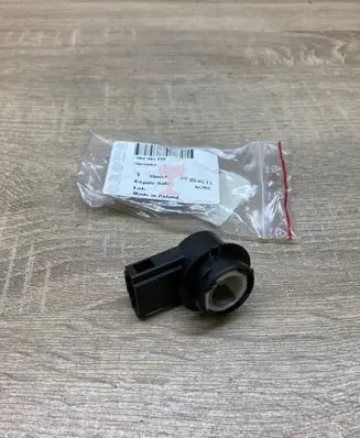 Volkswagen PASSAT B6 Tail light bulb cover holder 1K6945259