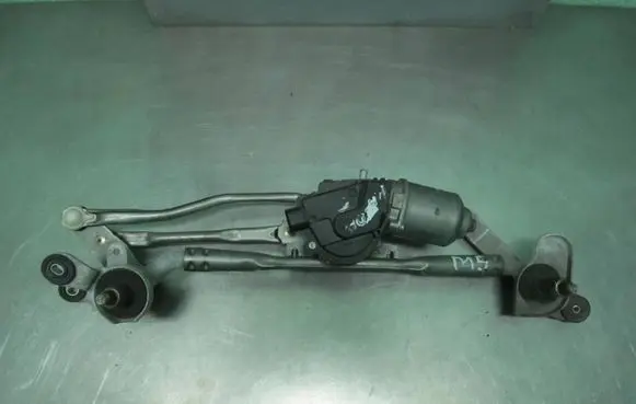 Mazda 5 Front wiper linkage and motor 1593000603