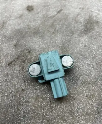 Audi A6 S6 C6 4F Airbag deployment crash/impact sensor 4F0955557