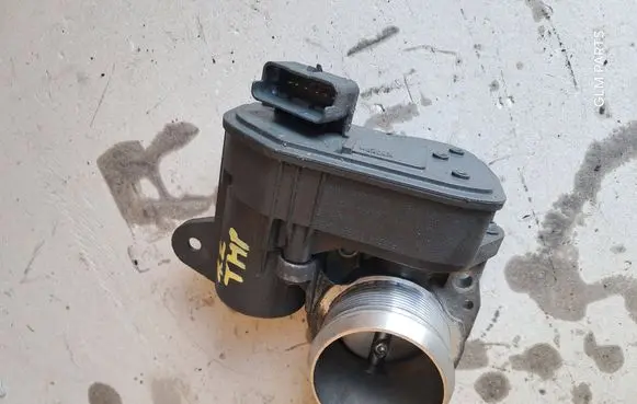 Peugeot 3008 I Throttle body valve 9801942080