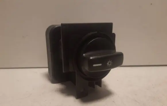 Light switch
