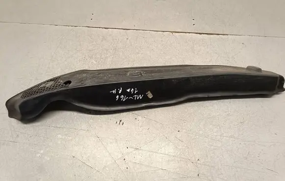 Mercedes-Benz ML W166 Fender end trim WPT50900 1856732 A1668890125
