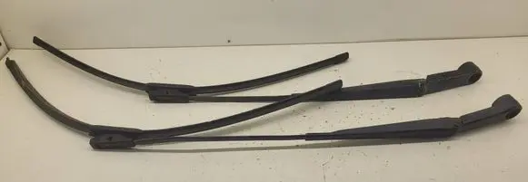 Citroen C4 I Picasso Front wiper blade arm 