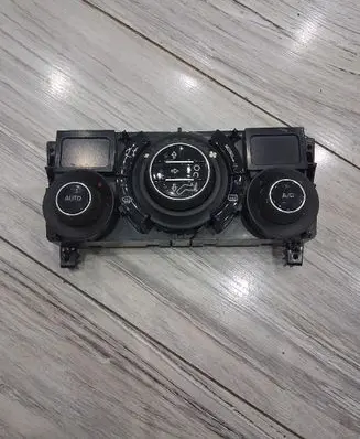 Citroen C3 Picasso Climate control unit 96711892XU