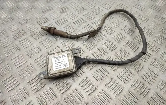Mercedes-Benz Vito Viano W447 Lambda probe sensor A0009059703