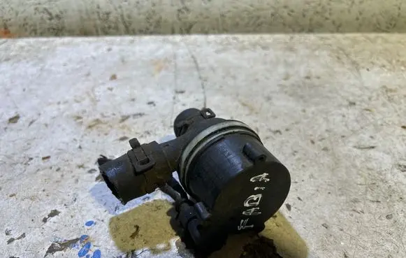 Skoda Fabia Mk2 (5J) Electric auxiliary coolant/water pump 6R0965561A