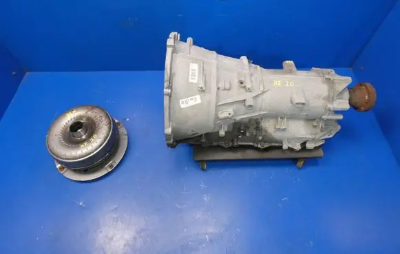 Jaguar XE Automatic gearbox GX737000AB 1090401596 1456775