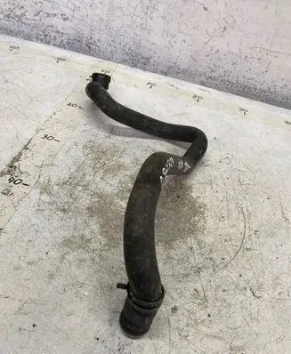 Mercedes-Benz CLA C117 X117 W117 Engine coolant pipe/hose
