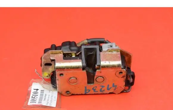 Chevrolet Caravan Tailgate/trunk/boot lock/catch/latch