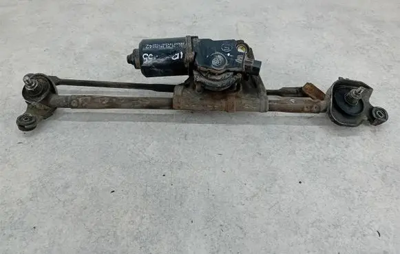 Mitsubishi Outlander Front wiper linkage MN126542