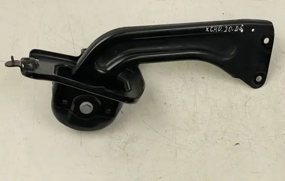 Volvo XC40 Rear upper control arm/wishbone 32221323 8888768865