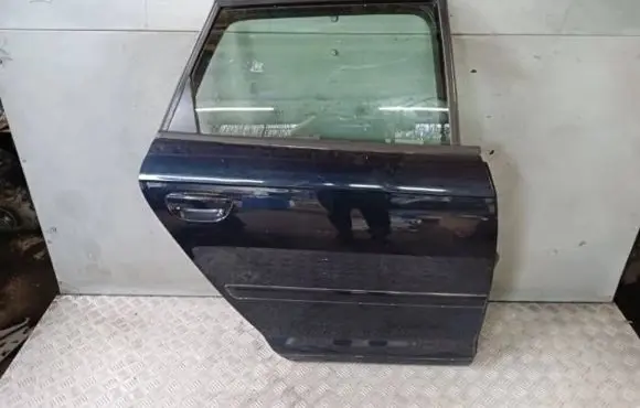 Audi A3 S3 8P Rear door