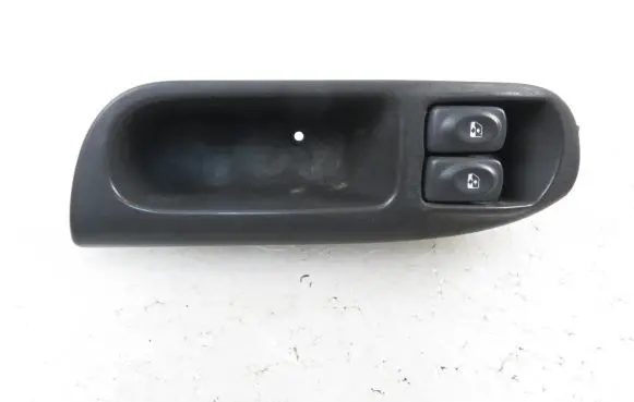 Renault Scenic I Electric window control switch 7700431172