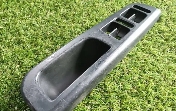 Volkswagen Golf IV Front door window switch trim 3B1867171E