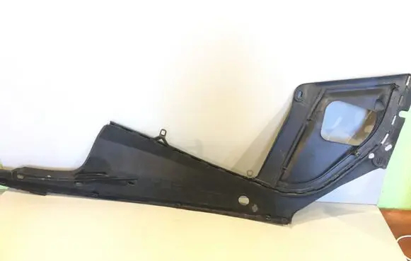 BMW 5 F10 F11 Other engine bay part 51767019803 7019803 10627110