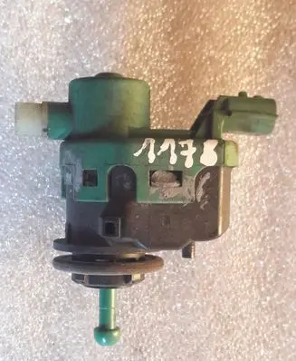 Headlight level adjustment motor