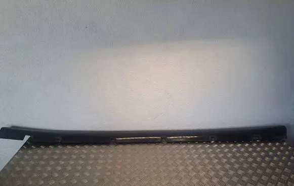 Dodge Challenger Side skirt front trim JF9D806 262018