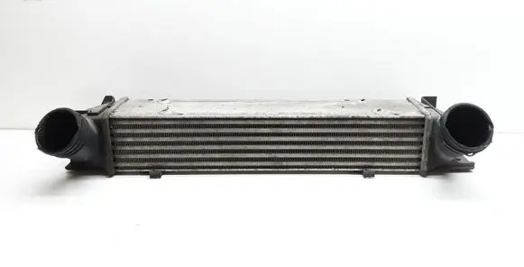 BMW 3 E90 E91 Intercooler radiator 3093796