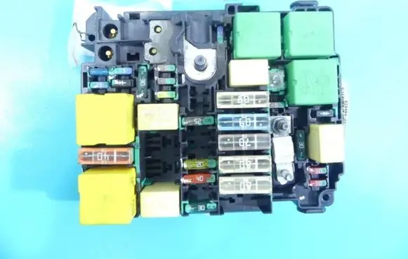 Peugeot 208 Fuse box set 9677828580 IMPRK1154248