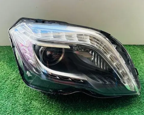 Mercedes-Benz GLK (X204) Headlight/headlamp A2048200839