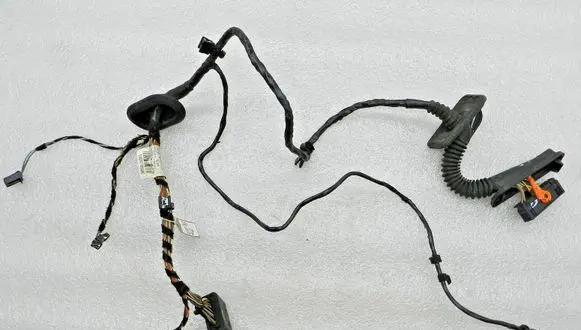 Volkswagen Tiguan Rear door wiring loom 5N0971693AE 5N0971693