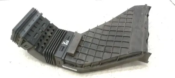 KIA Sportage Air intake duct part 28210D3100 LSA1374