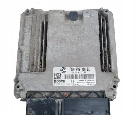 Volkswagen Touareg I Wing mirror control module 070906016GL