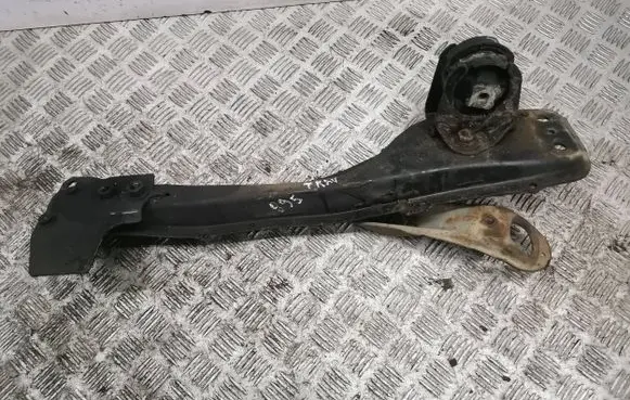 Toyota Avensis T250 Front subframe