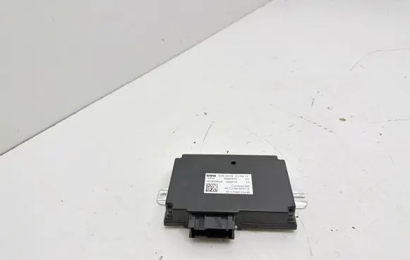 BMW 5 G30 G31 G38 Engine control unit/module ECU 6890812 182618 A2C75006319