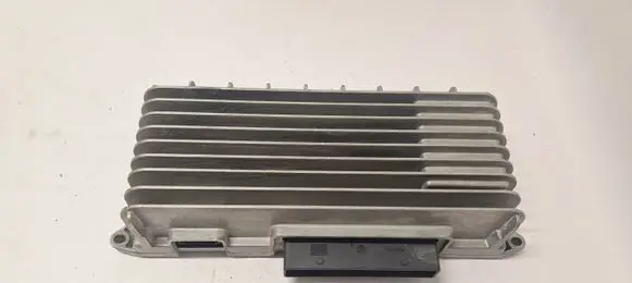 Audi A5 8T 8F Sound amplifier 8T0035223R