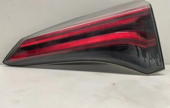 Toyota RAV 4 (XA40) Tailgate rear/tail lights 8158042031 A4Q2410001
