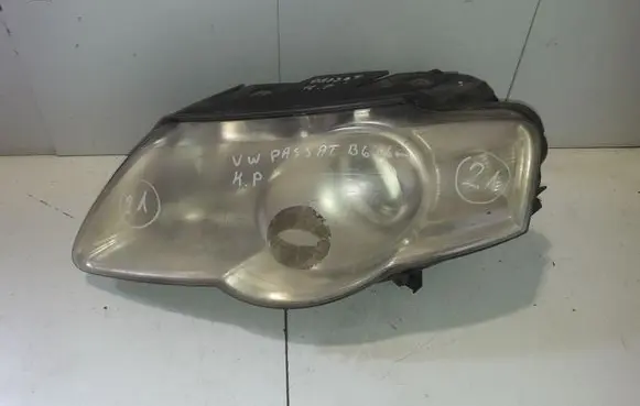 Volkswagen PASSAT B6 Headlight/headlamp 3CO941005J