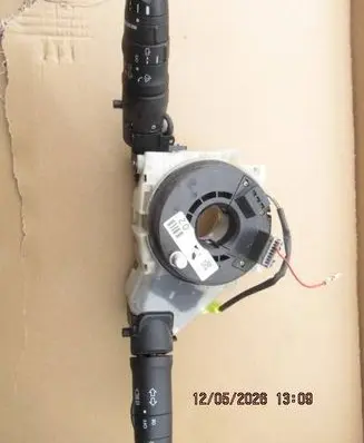 Nissan Micra Wiper turn signal indicator stalk/switch 25560
