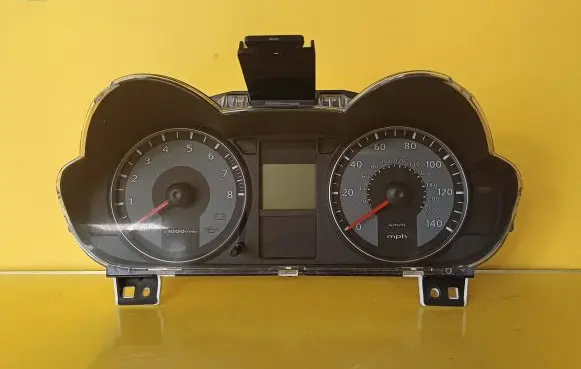 Mitsubishi Colt Speedometer (instrument cluster) 8100B082H